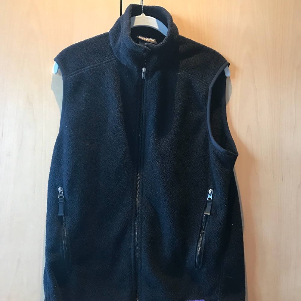 Men’s Patagonia vest