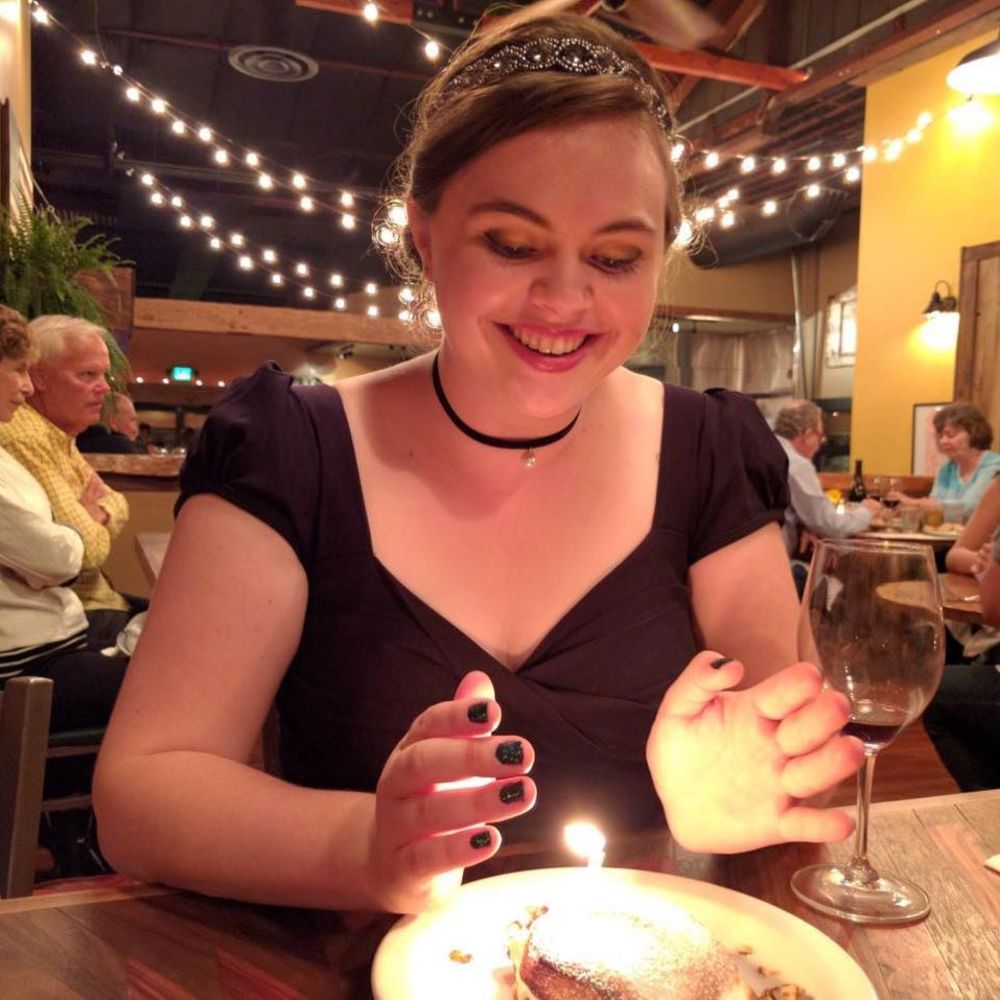 Meet your Posher, Serrina