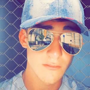 Meet your Posher, Chase