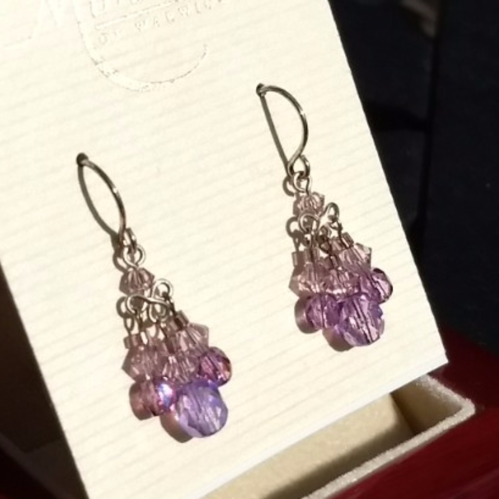 Purple crystal dangling earrings