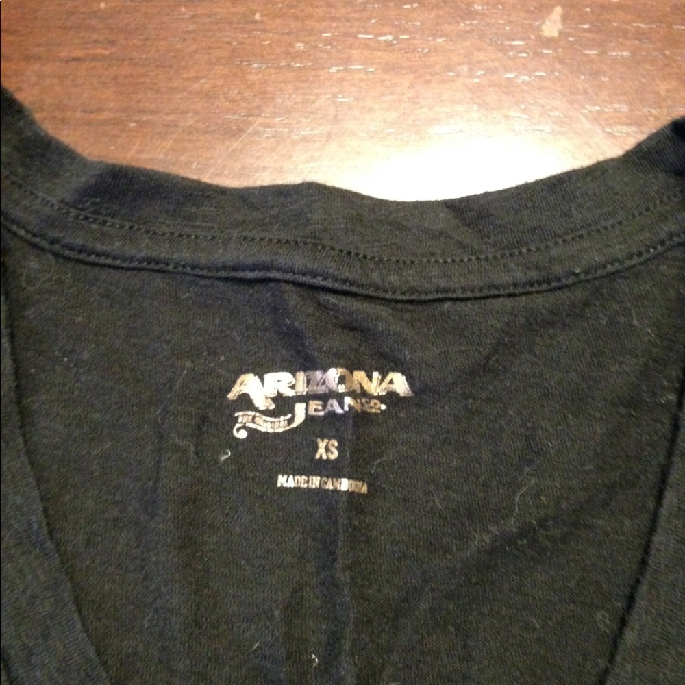 tshirt - Picture 2 of 2