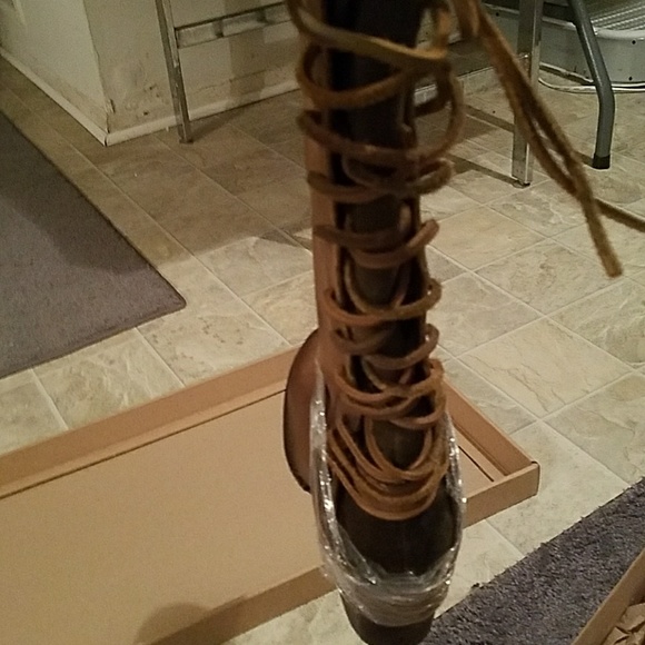 Steve Madden - Picture 4 of 4