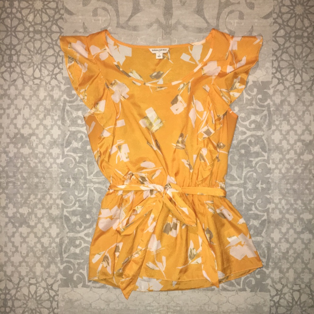 🌸 Banana Republic 🌸 Peplum Blouse