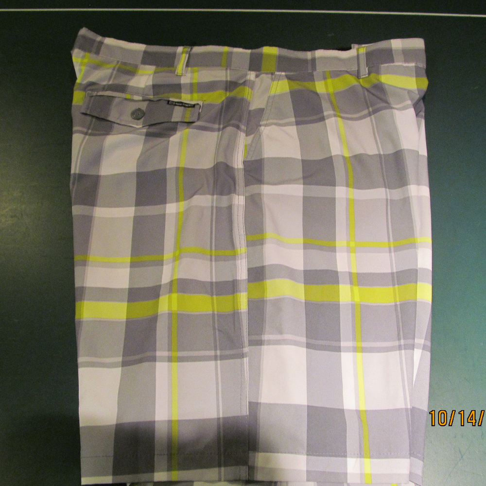 (1) Pair of OP Mens Size 42 OPFLEX Board Shorts