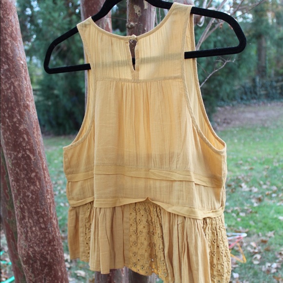 Nordstrom Sun & Shadow Yellow Embroidered Tank - Picture 5 of 8