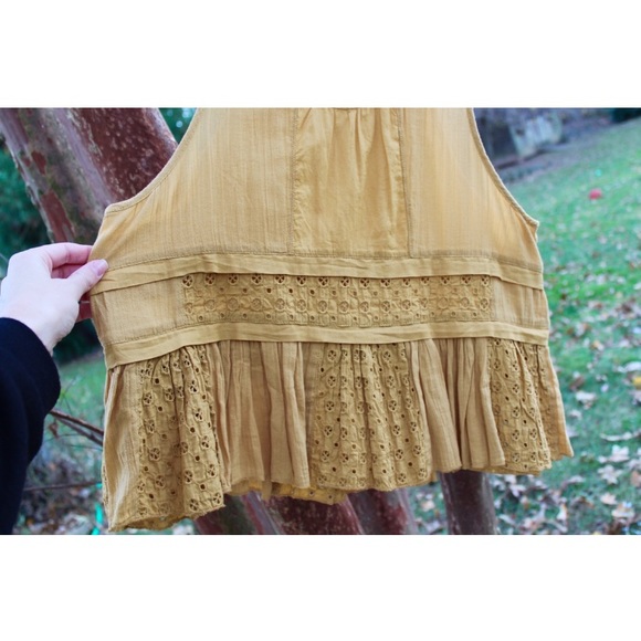 Nordstrom Sun & Shadow Yellow Embroidered Tank - Picture 7 of 8