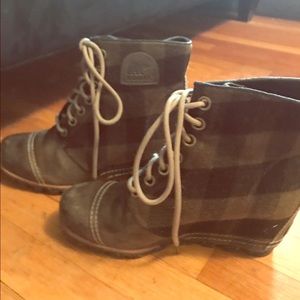 Sorel snow boots