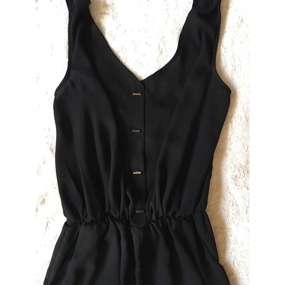 Romper - Picture 2 of 5