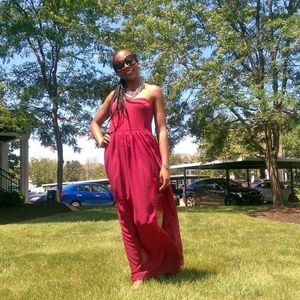 Meet your Posher, Paula'z