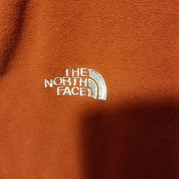 Men's North Face Qtr. Zip Fleece - Picture 3 of 3