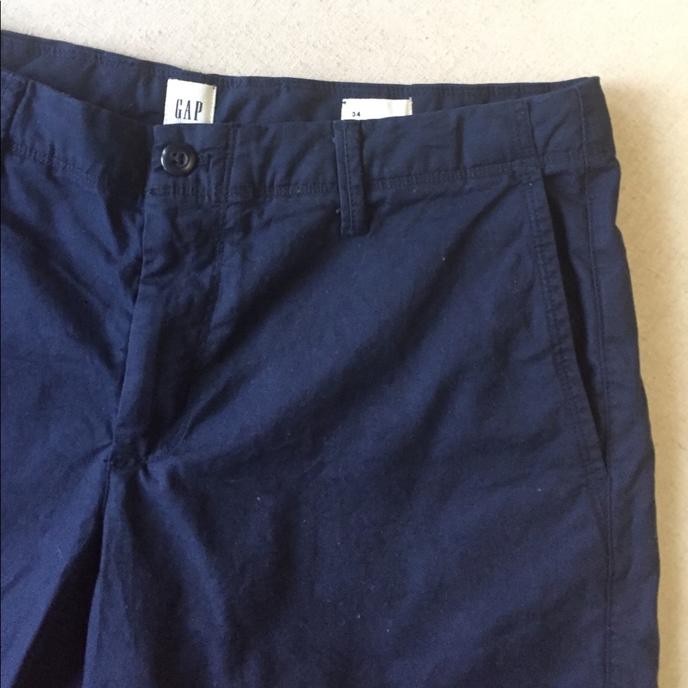 NWT Gap chino shorts 34