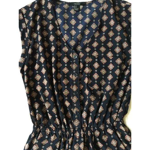 Romper - Picture 2 of 4