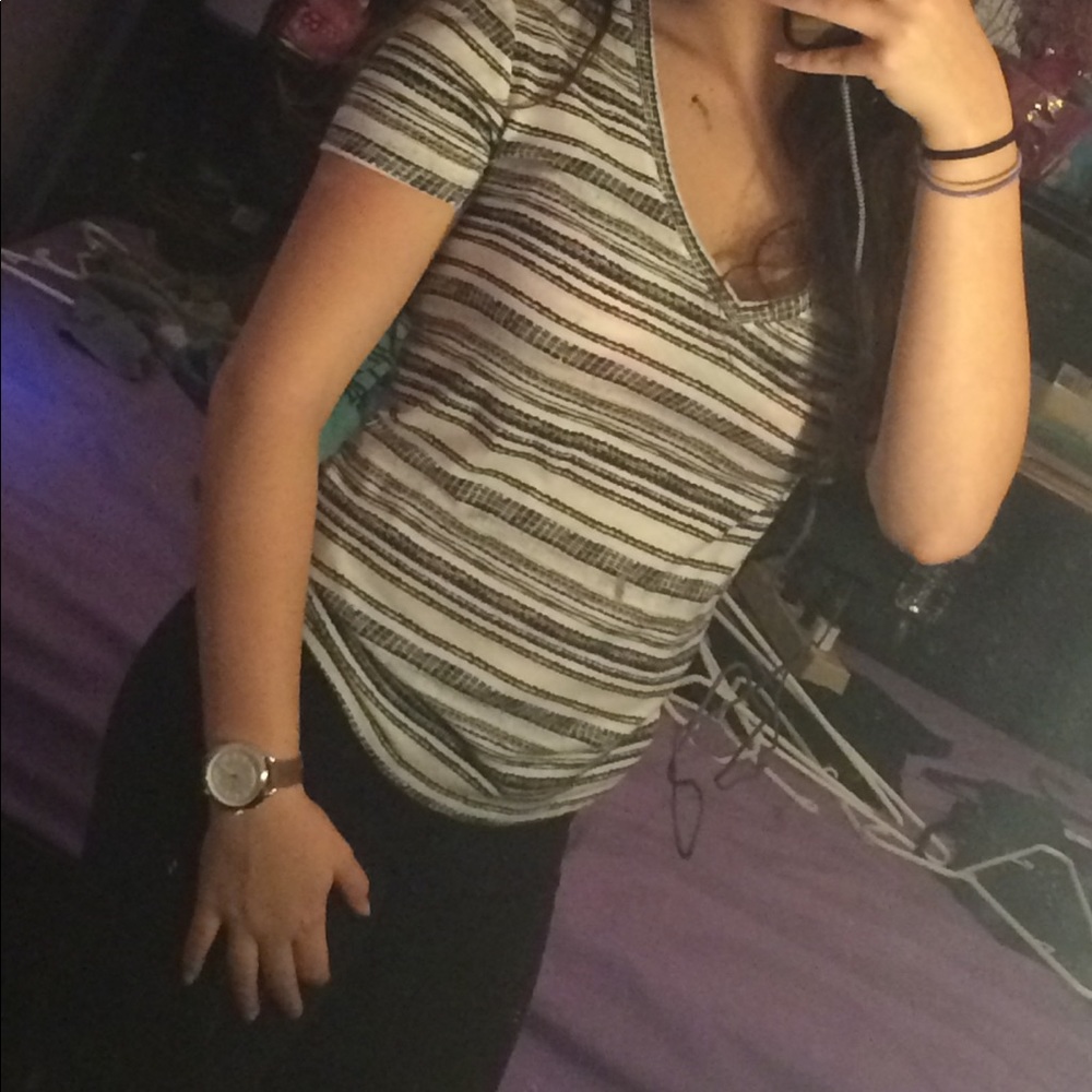 Stripped v-neck shirt
