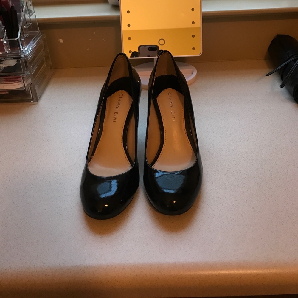 Black heels
