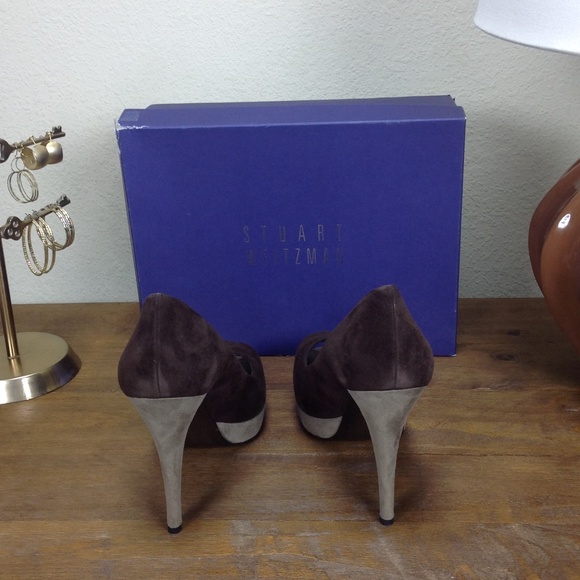 Stuart Weitzman 2 Tone Suede Platform Heels - Picture 5 of 8