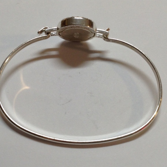 Closed Locket "Family First" Hinged Bracelet - Picture 3 of 5