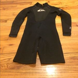Quicksilver kid 10 wetsuit boys or girls