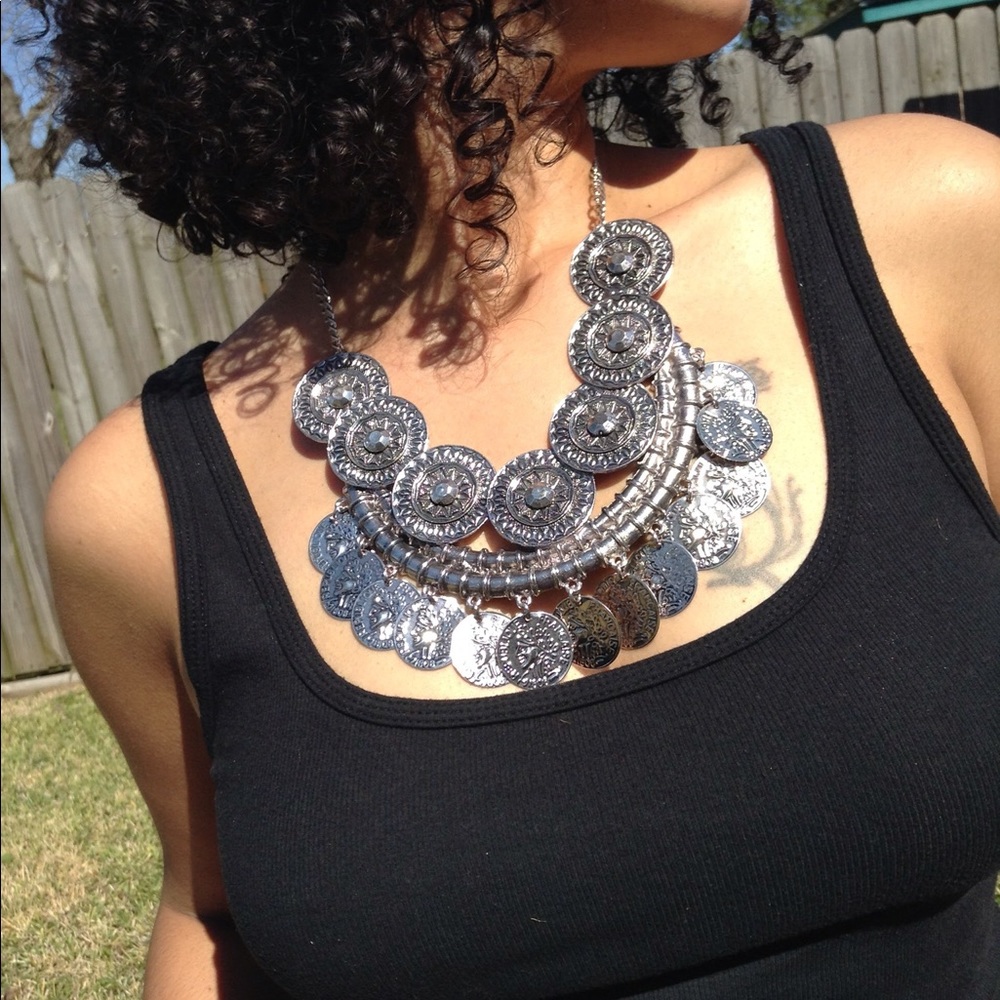 ✨Crescent Medallion  Necklace✨
