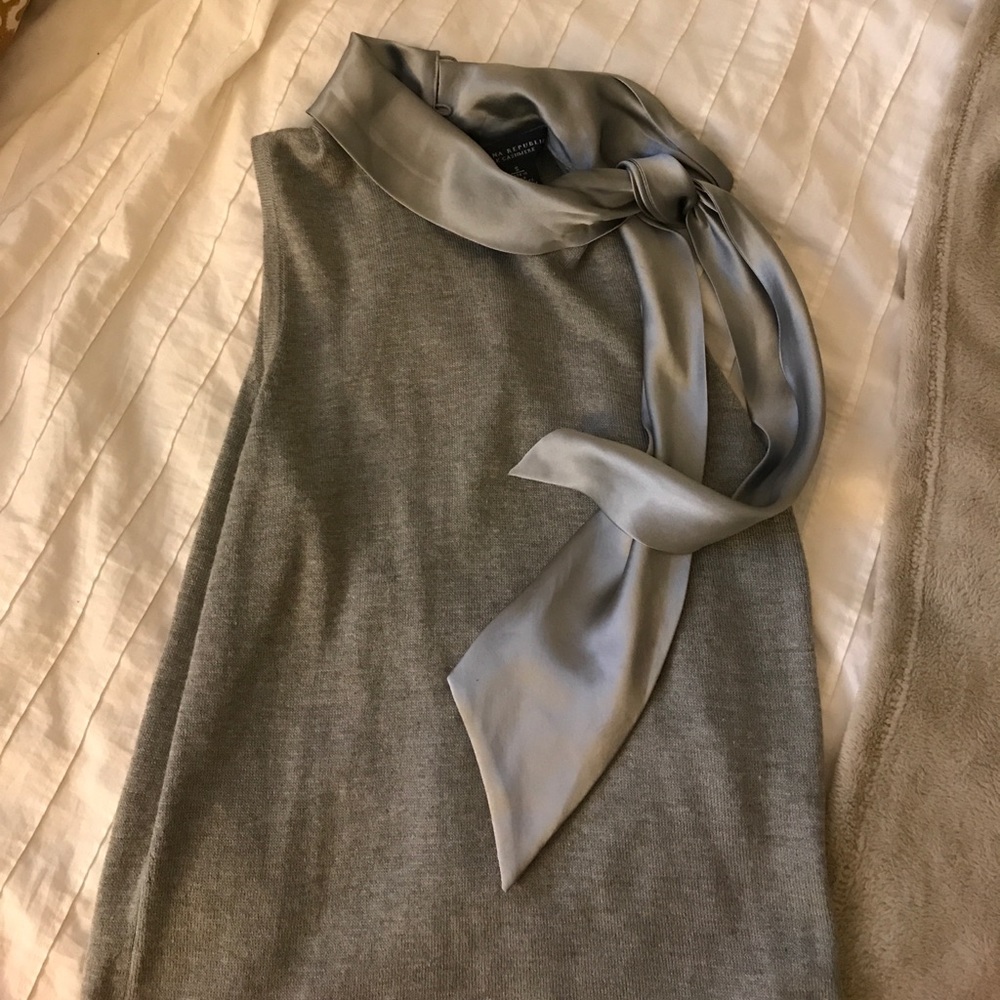 Banana republic chic cashmere tank top