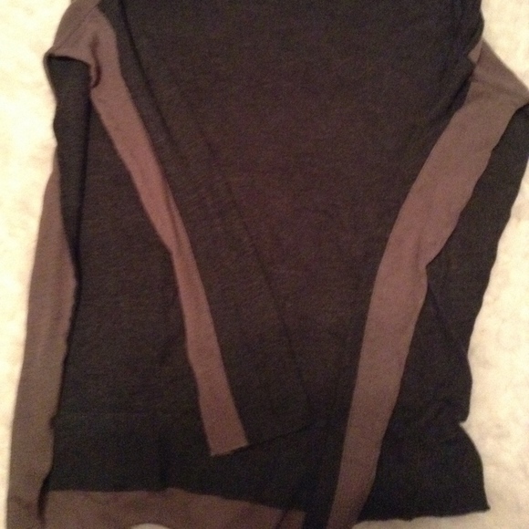 Mossimo Supply Co. Tops - Grey Color Blocking Sweater Mossimo Supply Co. Tops - Grey Color Blocking Sweater