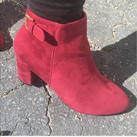 🆕Beautiful Wine Colored Boots Must Have For Fall - Picture 4 of 6