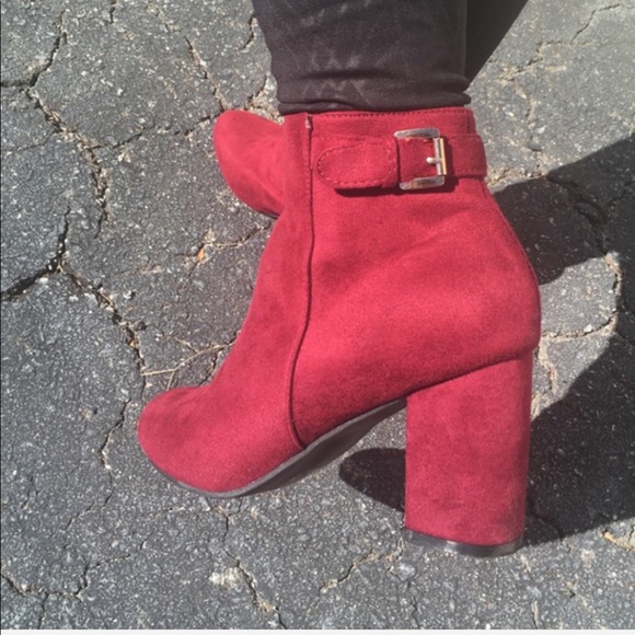 🆕Beautiful Wine Colored Boots Must Have For Fall - Picture 5 of 6