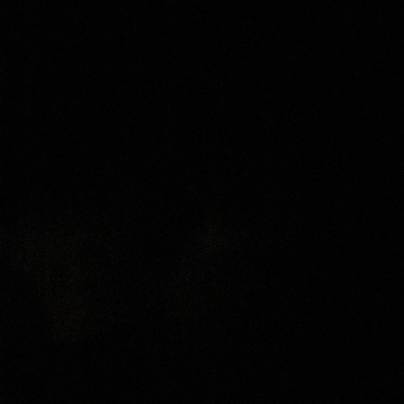 Meet your Posher, Cris - Picture 2 of 2