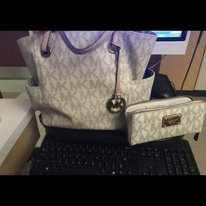Authentic Michael Kors Set