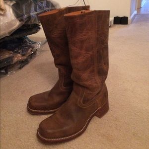 Frye Campus 14L boots dark brown leather