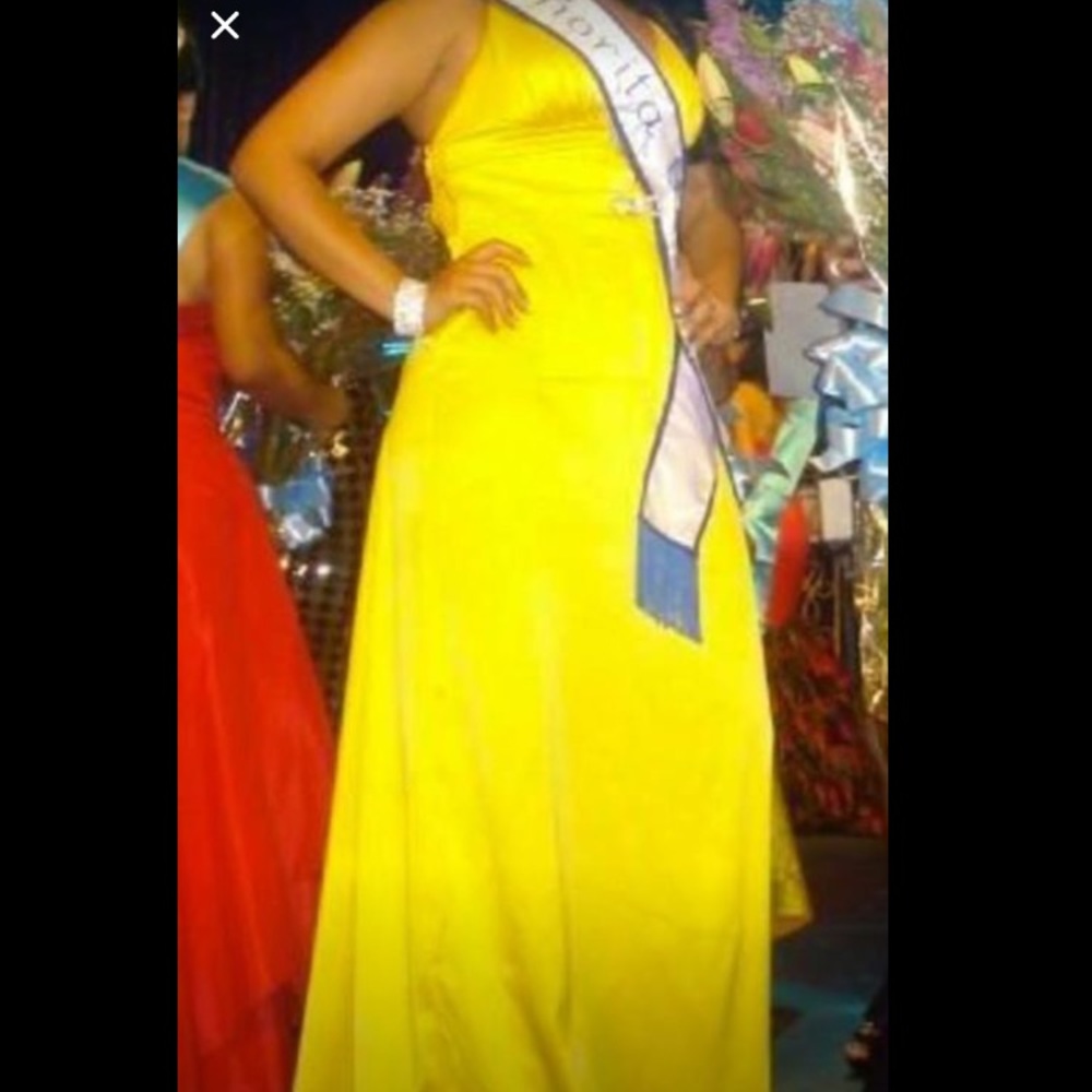 Yellow Prom/pageant Dress