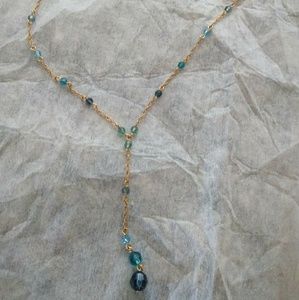 NWOT Dainty gold and glass bead necklace