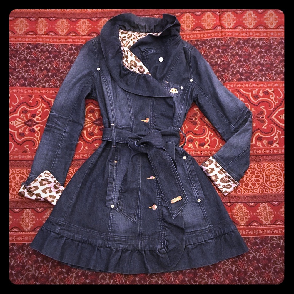 🎀Dashing Dereon Ruffle Jean Jacket🎀