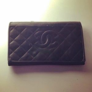 Chanel Vintage Black Leather Wallet