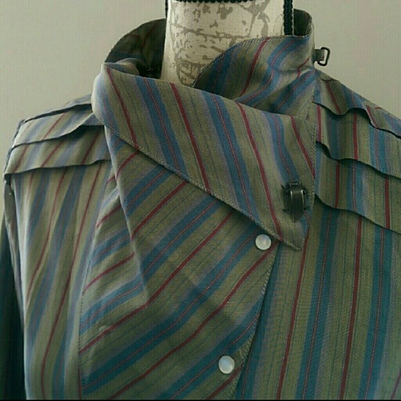 BEAUTIFUL VINTAGE STRIPED VERSATILE TOP - Picture 1 of 8