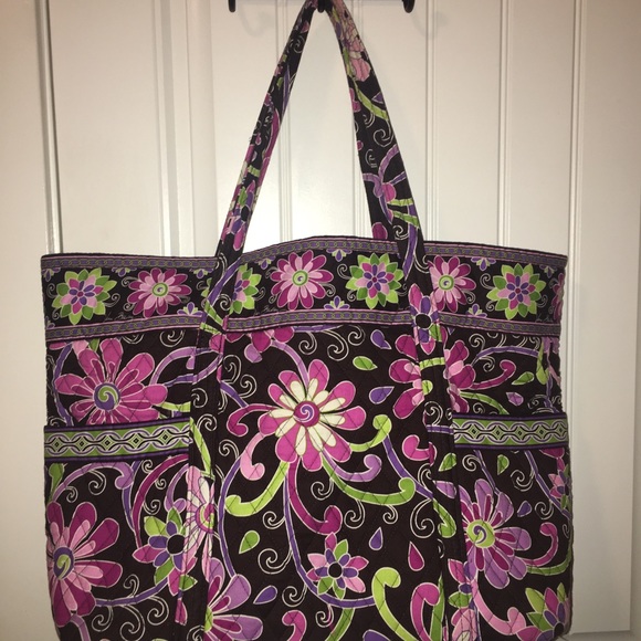 Vera Bradley Tote - Picture 2 of 5