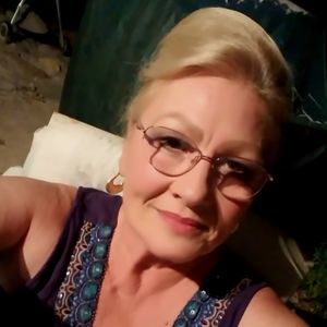 Meet your Posher, Lynne