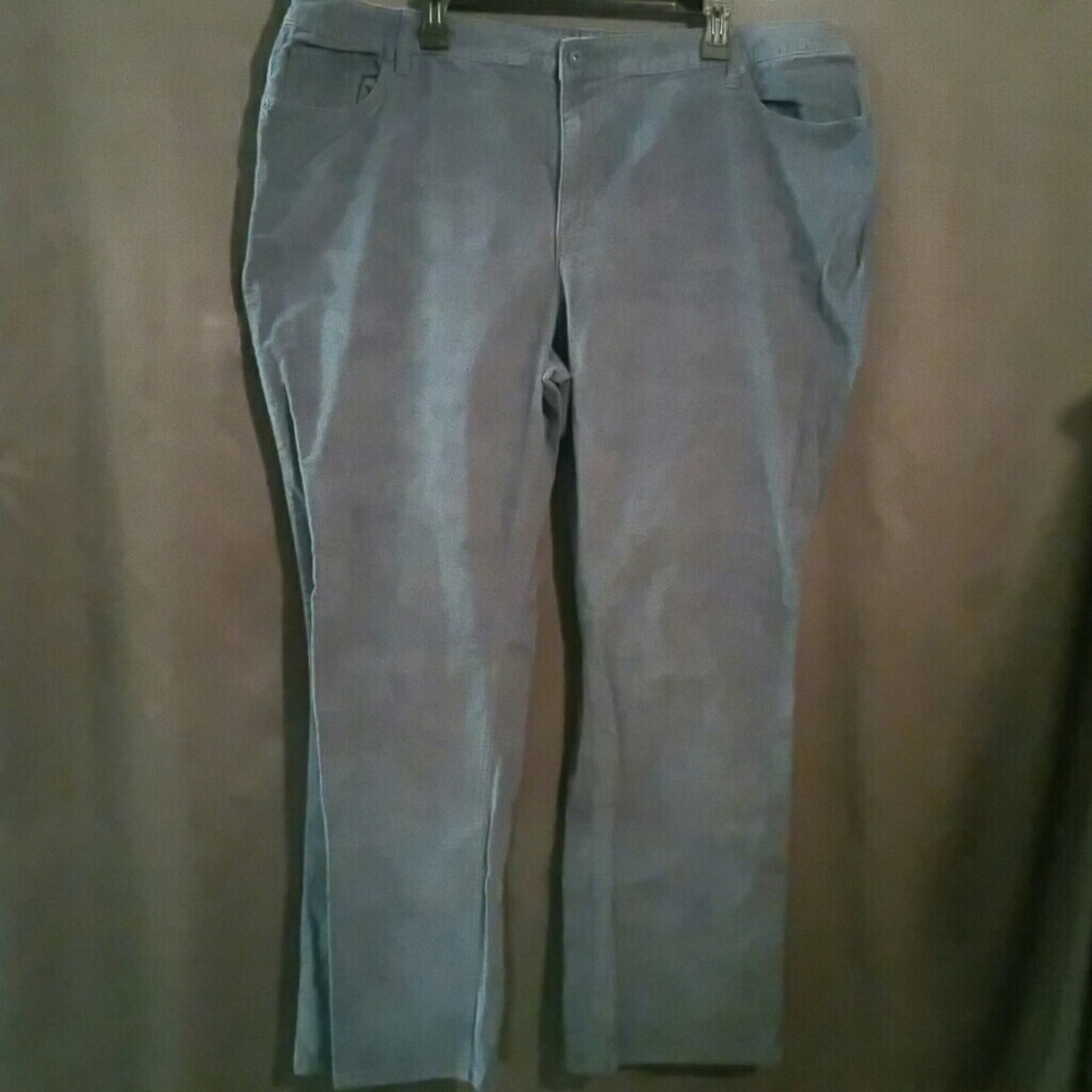 ST JOHNS BAY CLASSIC FIT STRAIGHT LEG