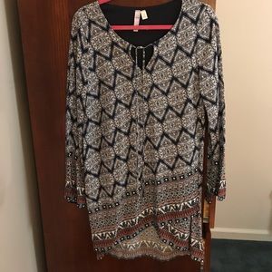 Long sleeve pattern dress