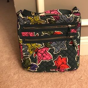 Vera Bradley iconic triple zip hipster-