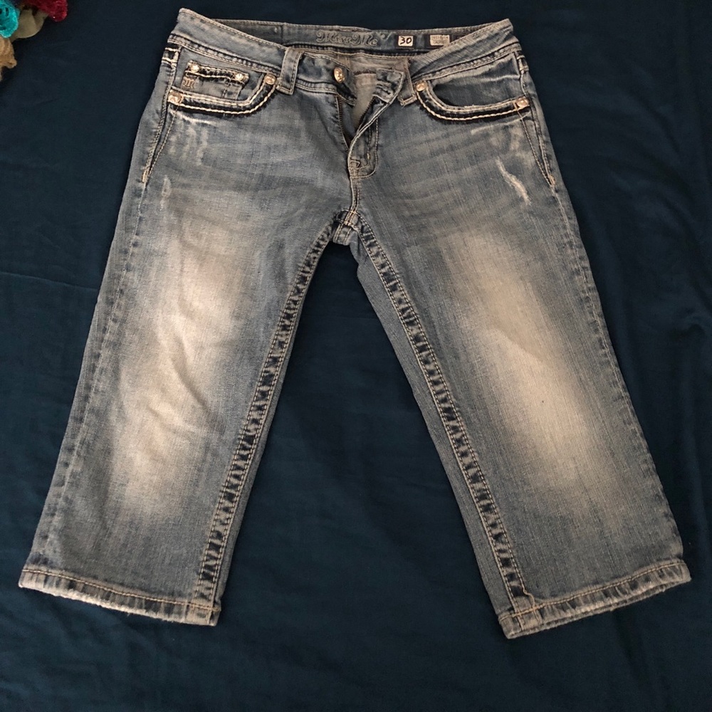 Miss me capris🚫SOLD🚫
