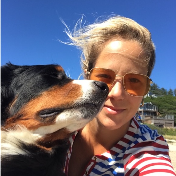 Meet your Posher, Emily - Picture 1 of 1