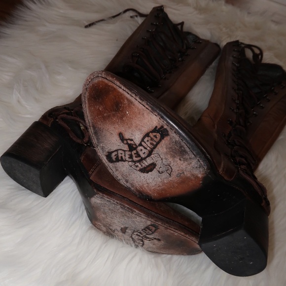 Beautiful free bird boots - Picture 3 of 3