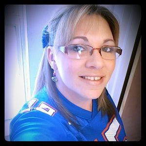 Meet your Posher, Tara