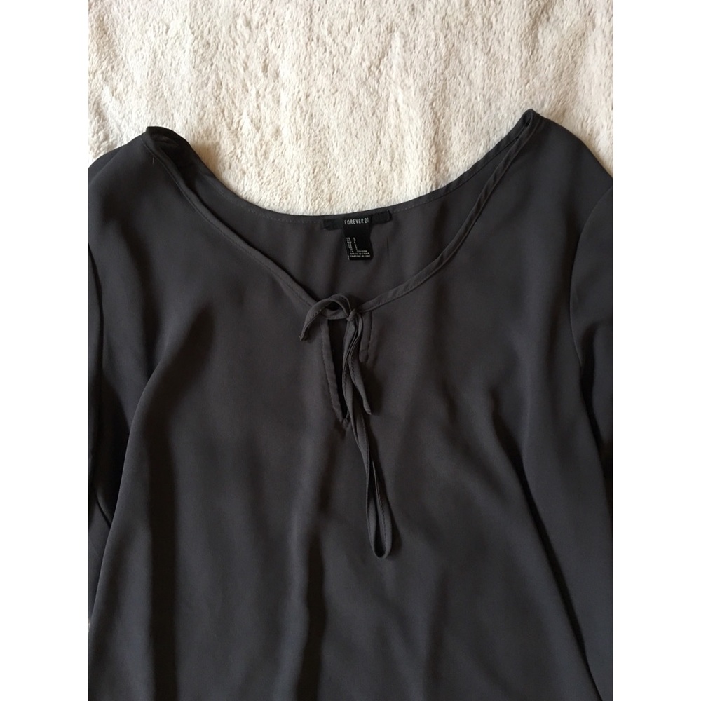 Blouse - Picture 3 of 3