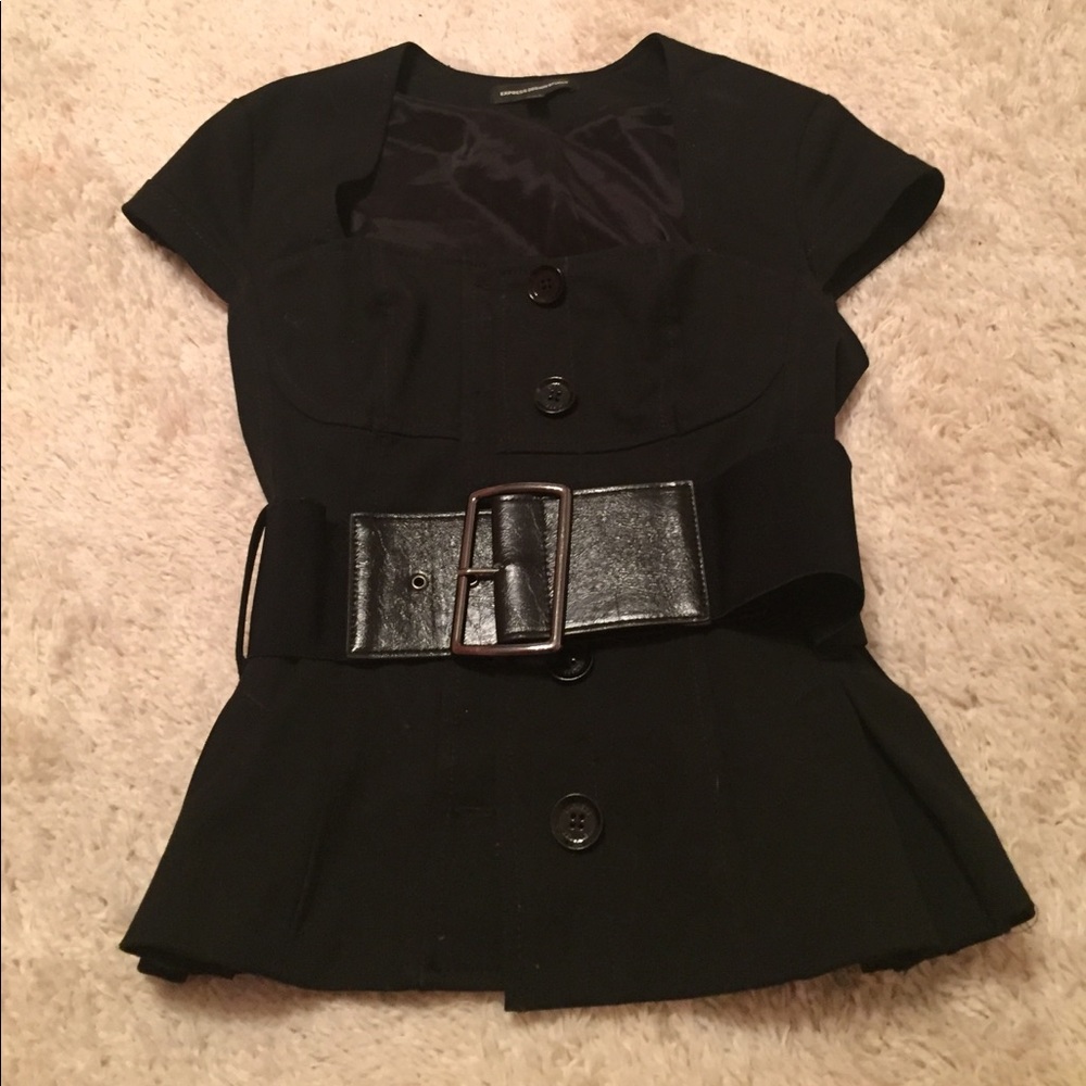 Express belted top