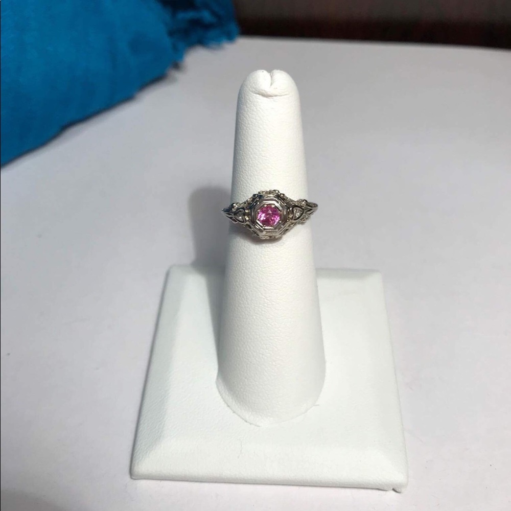 Pink ring return for Liz