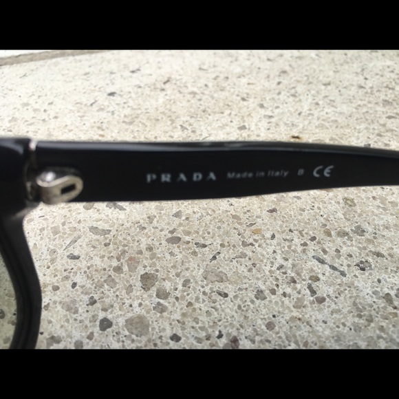 Black Prada sunglasses!