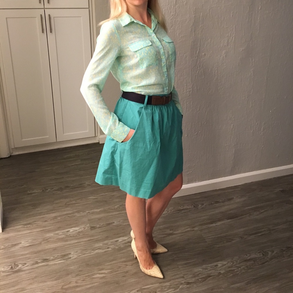 Theory skirt Sz8 with belt