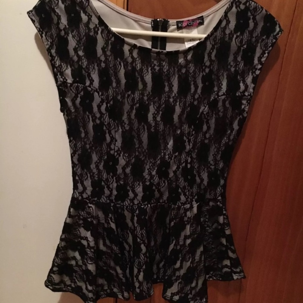 Body Central peplum top