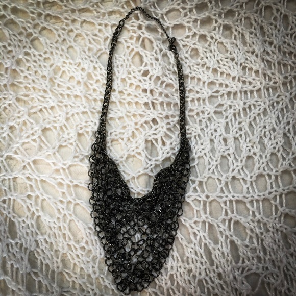 Chainmail Necklace - Picture 2 of 4